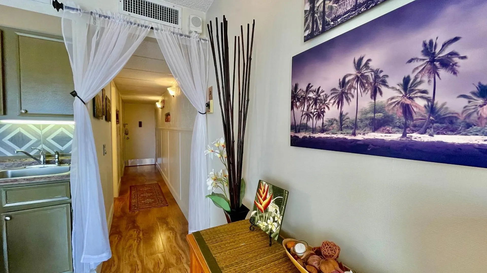 Апартаменты Jenny'S Cottage Waikiki Гонолулу